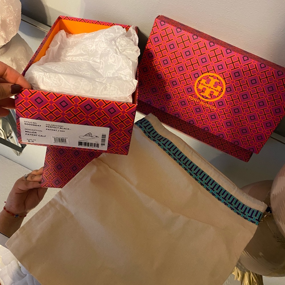 Empty Tory Burch box & dust bag